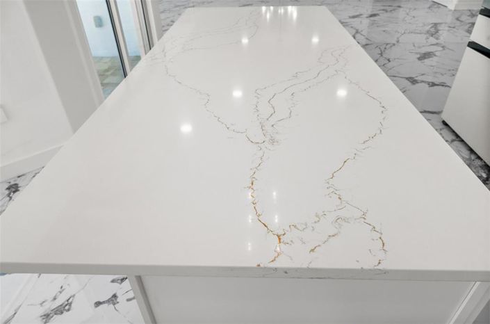 Image No.54-3 Bed Property for sale