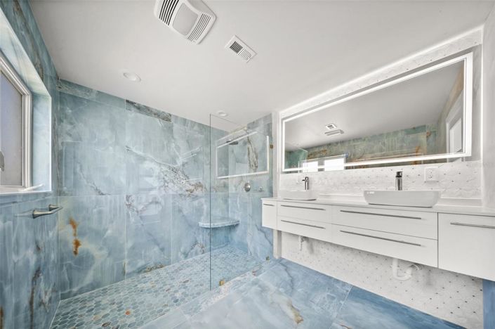 Image No.62-3 Bed Property for sale