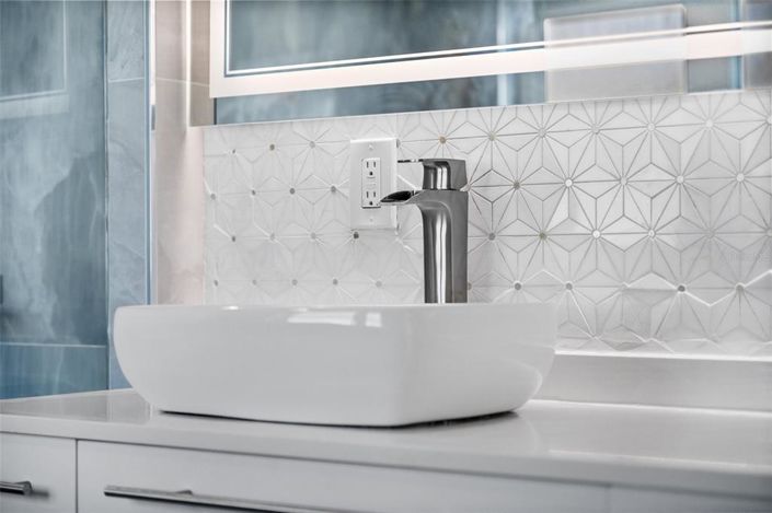 Image No.63-3 Bed Property for sale