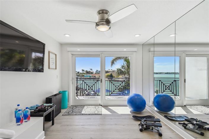 Image No.17-5 Bed Property for sale