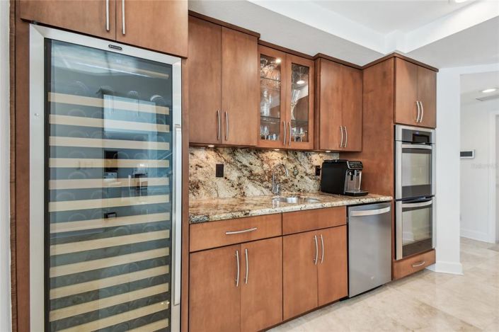 Image No.32-5 Bed Property for sale