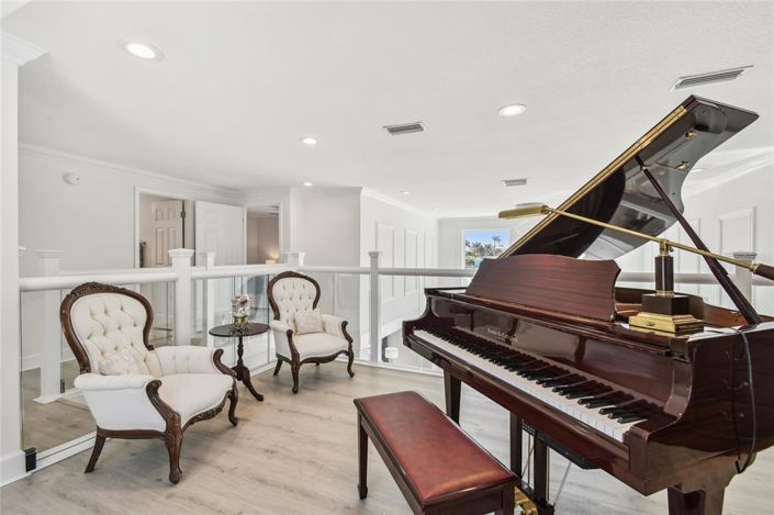 Image No.45-5 Bed Property for sale