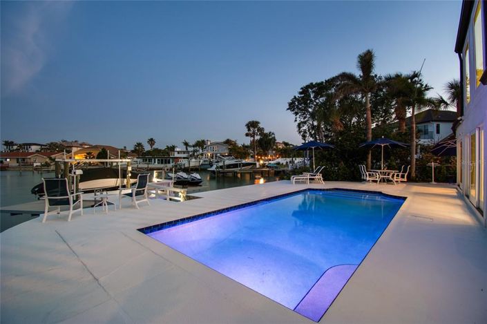 Image No.74-5 Bed Property for sale