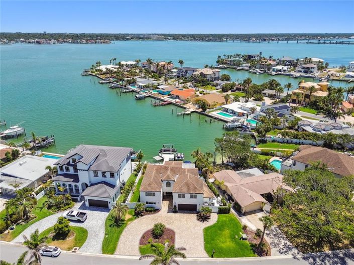 Image No.78-5 Bed Property for sale