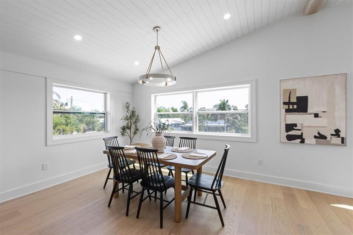 Image No.18-3 Bed Property for sale