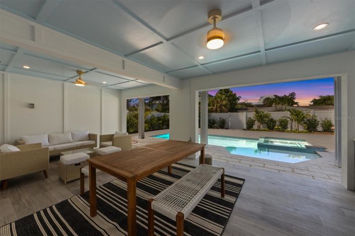 Image No.33-3 Bed Property for sale