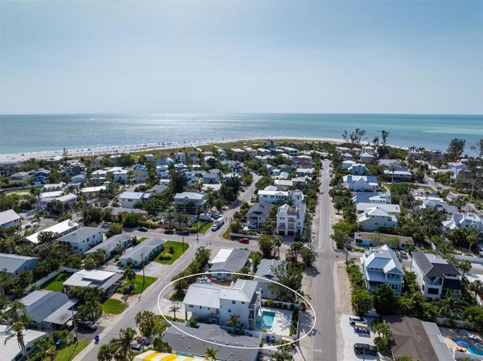 Image No.43-3 Bed Property for sale