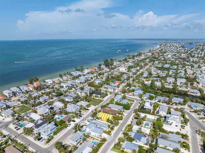 Image No.48-3 Bed Property for sale