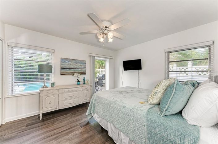 Image No.31-4 Bed Property for sale