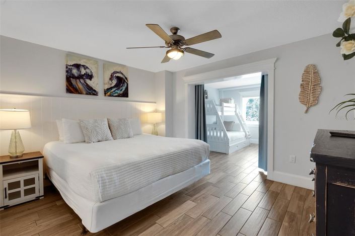 Image No.42-8 Bed Property for sale