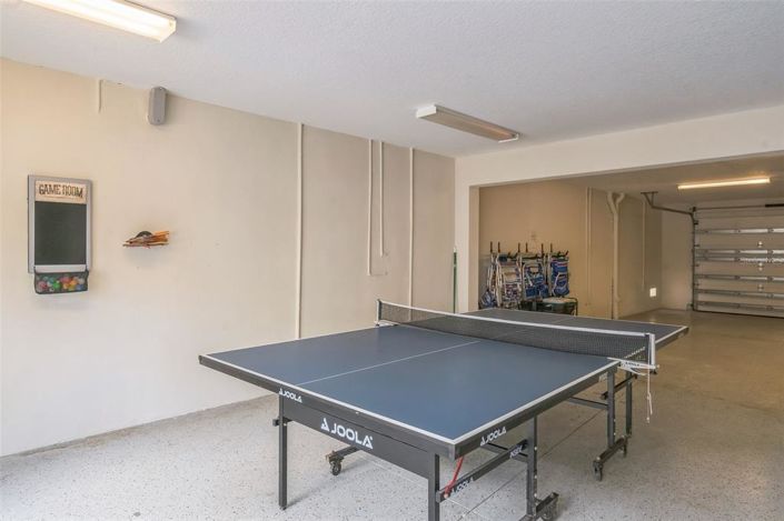 Image No.45-8 Bed Property for sale