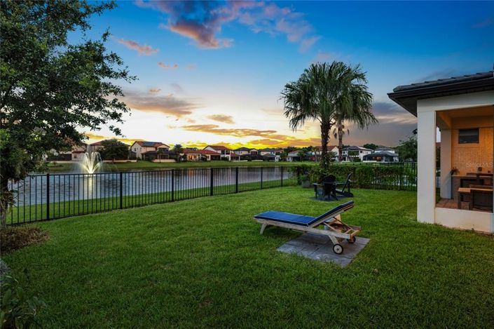 Image No.36-5 Bed Property for sale