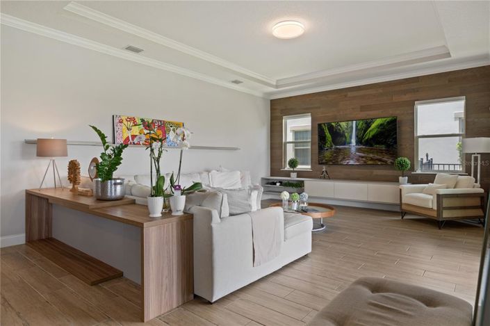 Image No.5-5 Bed Property for sale