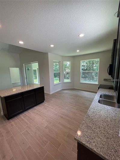 Image No.3-Propriété de 4 chambres à vendre à Kissimmee