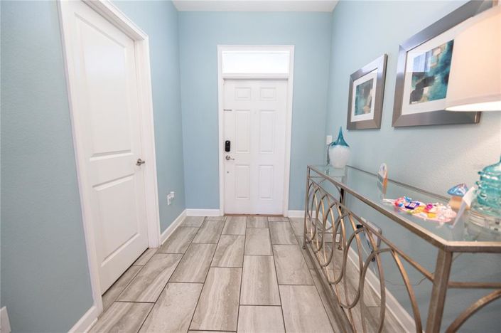 Image No.11-8 Bed Property for sale