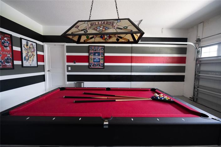 Image No.16-8 Bed Property for sale