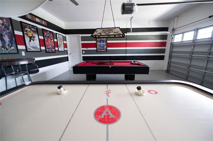 Image No.18-8 Bed Property for sale