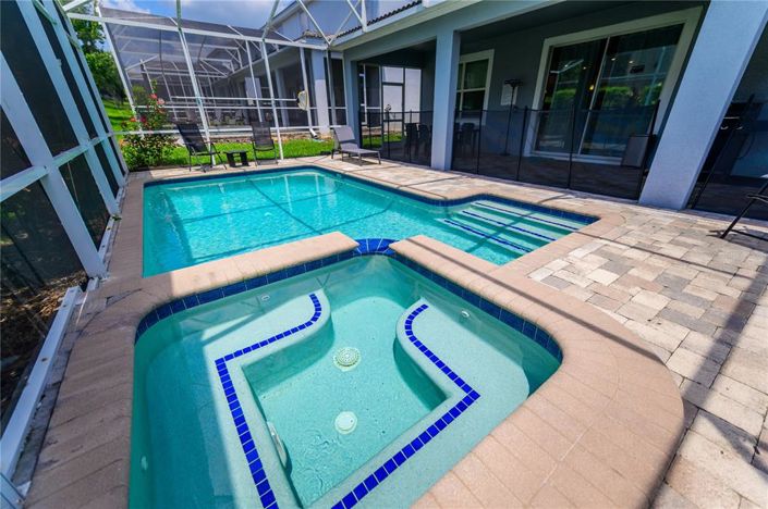 Image No.37-8 Bed Property for sale