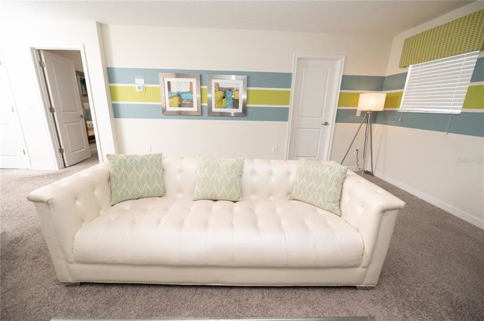 Image No.43-8 Bed Property for sale