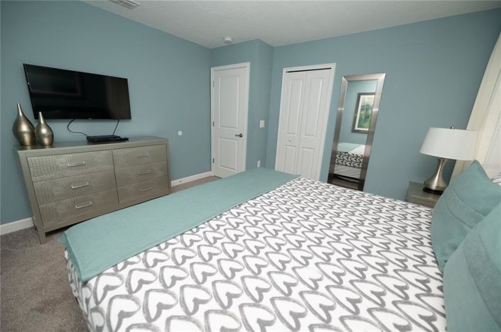 Image No.52-8 Bed Property for sale