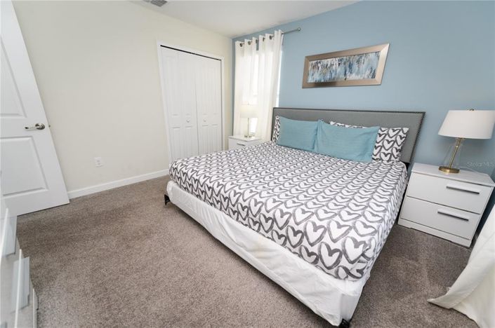 Image No.58-8 Bed Property for sale