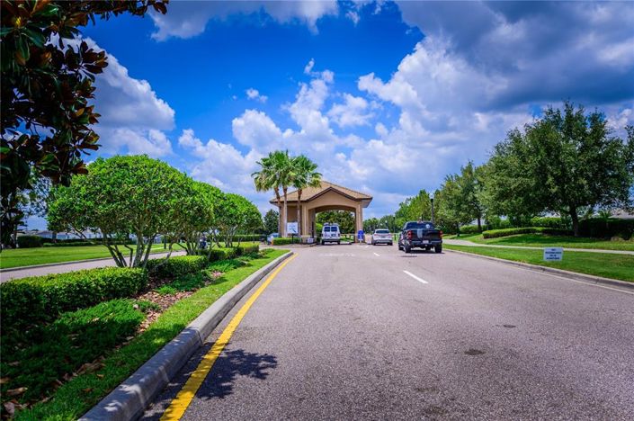 Image No.69-8 Bed Property for sale