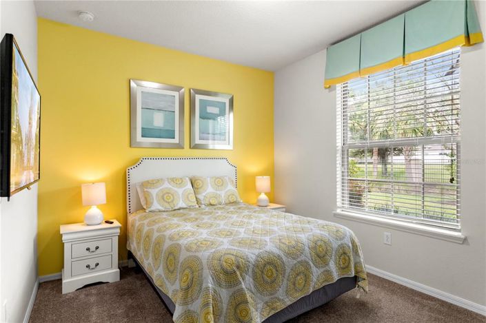 Image No.12-5 Bed Townhouse for sale