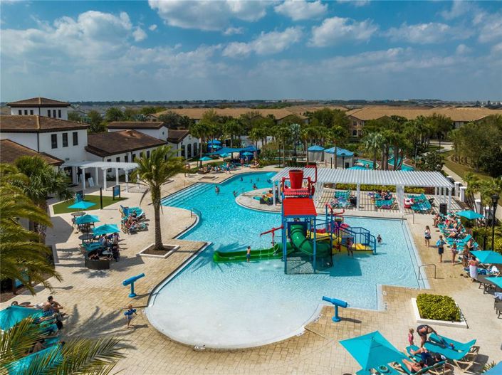 Image No.32-5 Bed Townhouse for sale