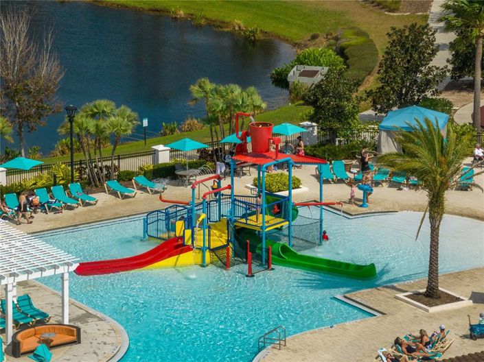 Image No.34-5 Bed Townhouse for sale