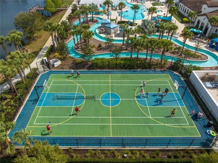 Image No.44-5 Bed Townhouse for sale