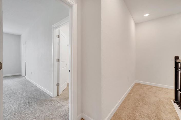 Image No.11-3 Bed Townhouse for sale