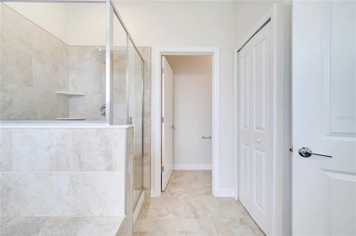 Image No.17-3 Bed Townhouse for sale