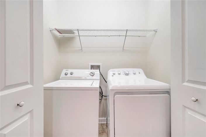 Image No.19-3 Bed Townhouse for sale