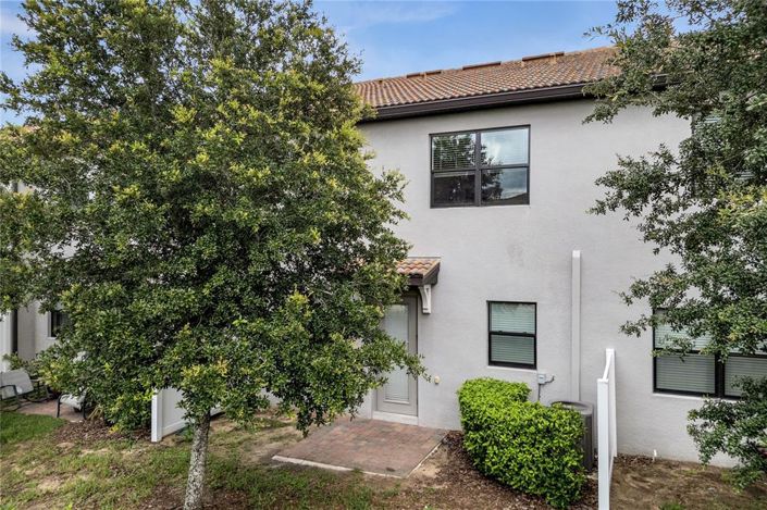 Image No.29-3 Bed Townhouse for sale