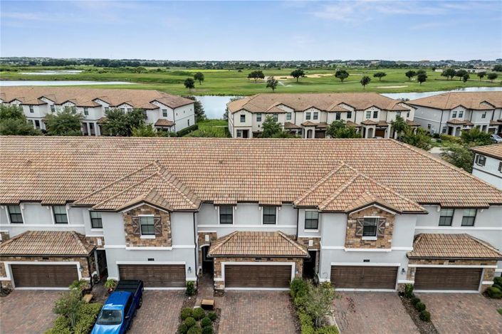 Image No.35-3 Bed Townhouse for sale