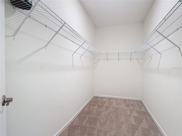 Image No.18-5 Bed Property for sale