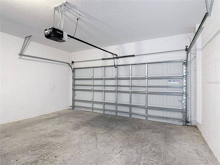 Image No.20-5 Bed Property for sale