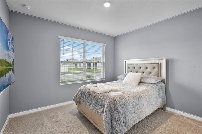 Image No.12-3 Bed Property for sale