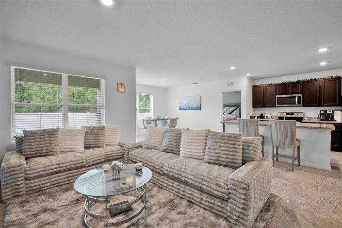 Image No.4-3 Bed Property for sale