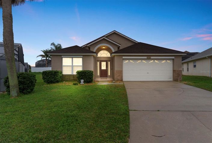 Image No.1-4 Bed Property for sale