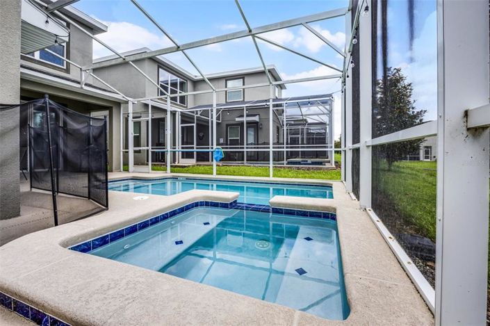 Image No.31-5 Bed Property for sale