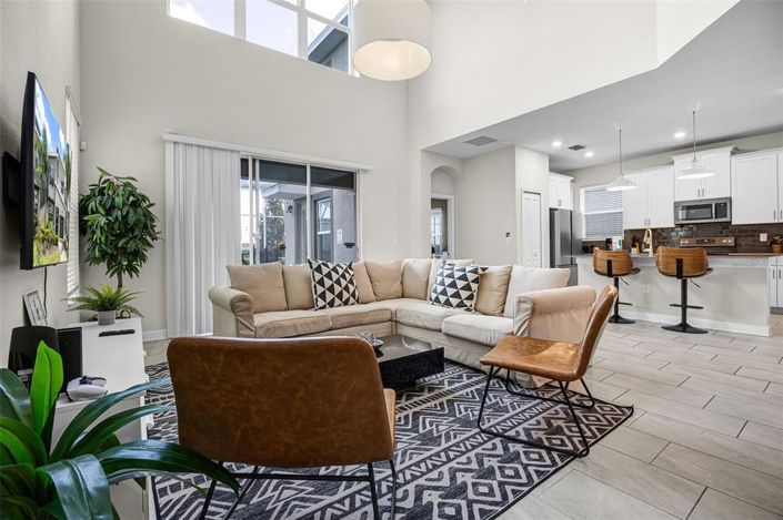 Image No.7-5 Bed Property for sale