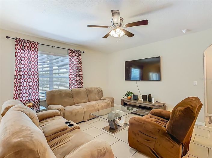 Image No.25-5 Bed Property for sale