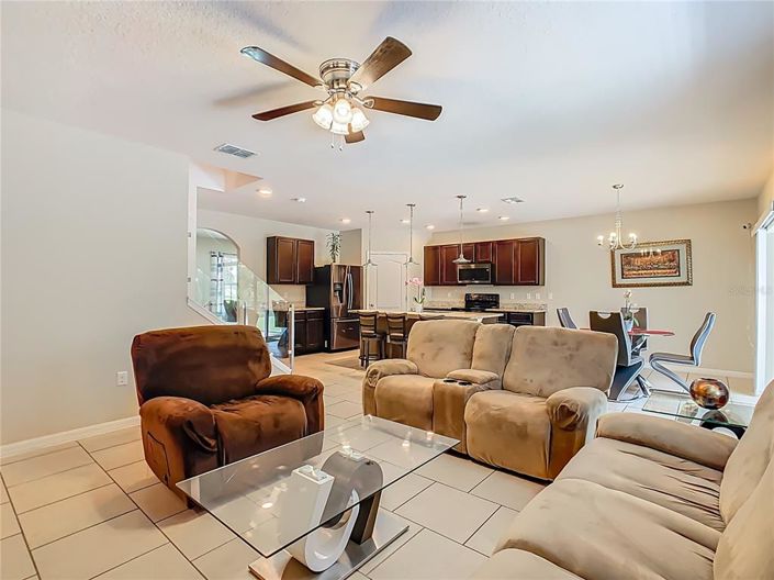 Image No.27-5 Bed Property for sale