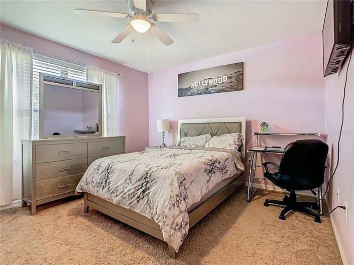 Image No.30-5 Bed Property for sale