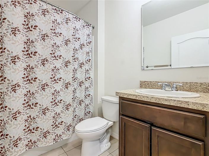 Image No.50-5 Bed Property for sale