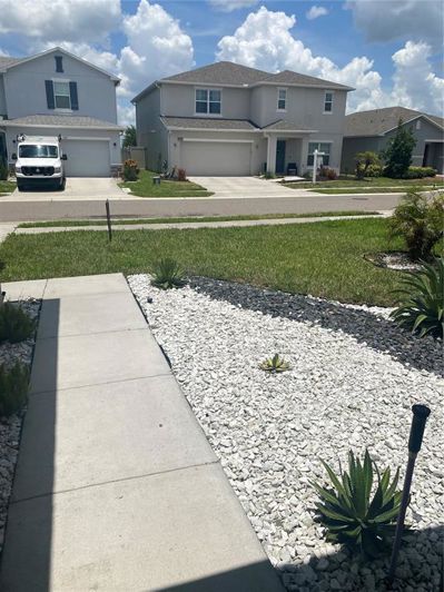 Image No.10-3 Bed Property for sale