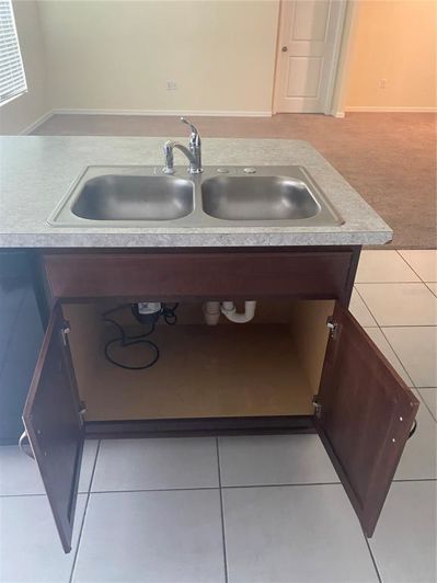 Image No.27-3 Bed Property for sale