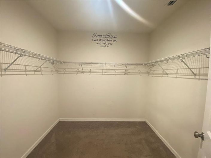 Image No.36-3 Bed Property for sale