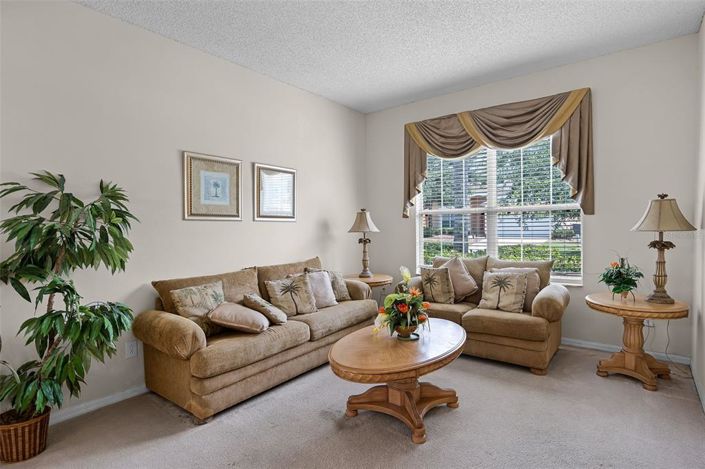 Image No.5-Propriété de 6 chambres à vendre à Kissimmee